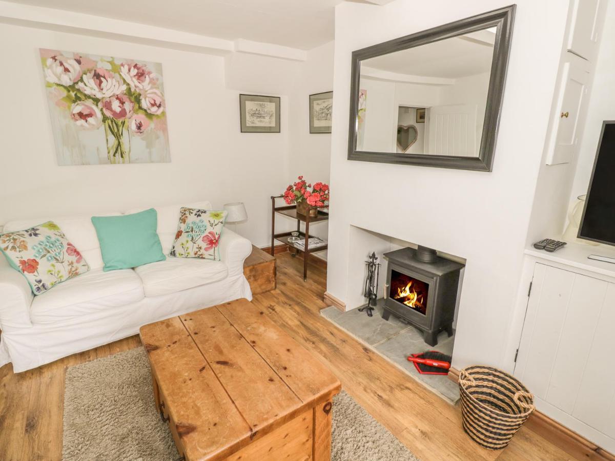 April Cottage Бродуей Екстериор снимка